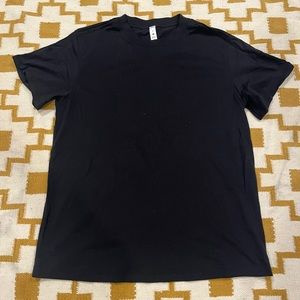 Lululemon Tee